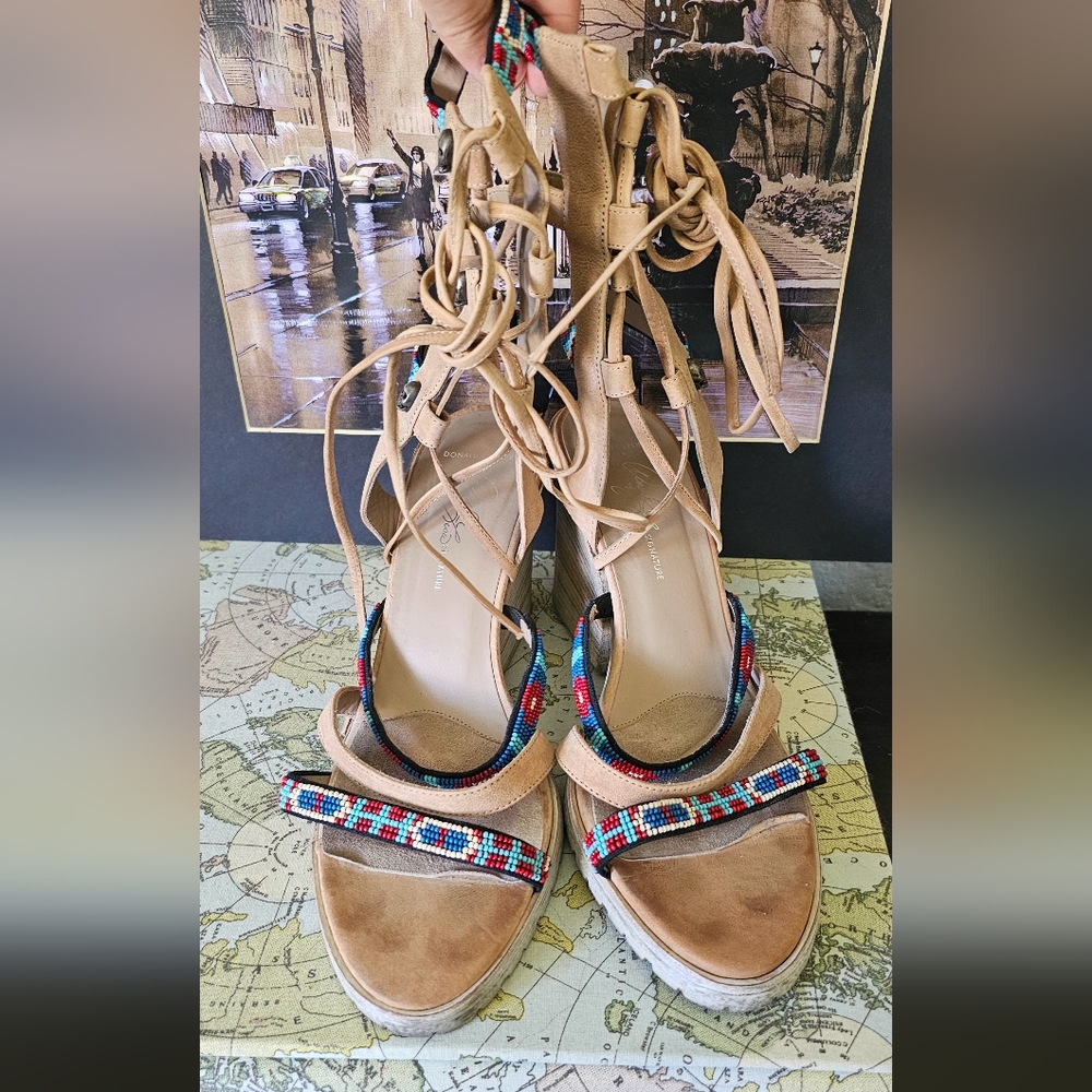 Donald J Pliner beads and scull heels, size 8 B - Picture 5 of 9